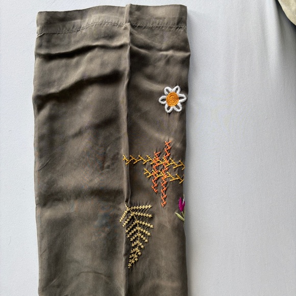 Johnny Was Olive Wide Leg Embroidered Floral Pants - Picture 6 of 15
